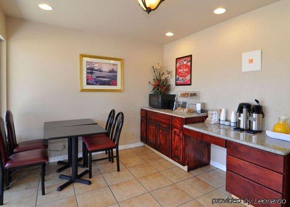 Econo Lodge Salinas Nhà hàng bức ảnh